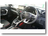 TOYOTA RAIZE運転席